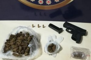 Bursa'da uyuşturucu operasyonunda 10 g&ouml;zaltı!