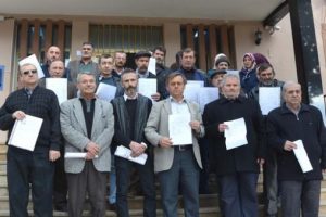 MHP'den toplu istifa! Y&uuml;zde 80'i...