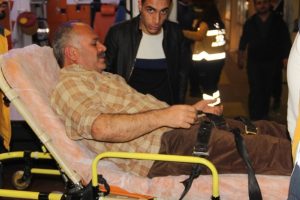 İki minib&uuml;s &ccedil;arpıştı: 7 yaralı