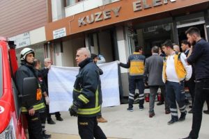 Yalova'da asans&ouml;r faciası: 2 &ouml;l&uuml;