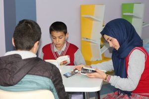 İlk kez 'Z K&uuml;t&uuml;phane' ile tanıştılar