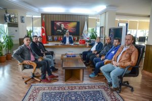 Bursa Karacabey Bal-G&ouml;&ccedil; Derneği'nden &Ouml;zkan'a ziyaret