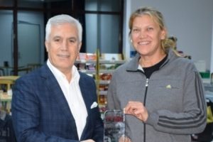 Bursa Nil&uuml;fer'de &Ouml;ğretmenler G&uuml;n&uuml;'ne &ouml;zel turnuva