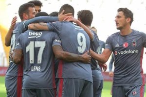 Beşiktaş kupada gol olup yağdı!