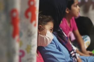 Sahte ila&ccedil;lar, y&uuml;zbinlerce &ccedil;ocuğu &ouml;ld&uuml;rd&uuml;