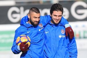 Trabzonspor'da g&ouml;zler kupaya &ccedil;evrildi