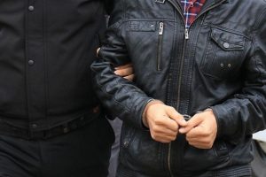 Balıkesir'de FET&Ouml; soruşturmasından bir y&uuml;zbaşı g&ouml;zaltına alındı
