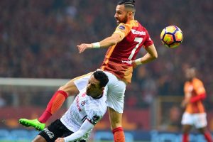 Aralık ayında 16. Beşiktaş - Galatasaray derbisi