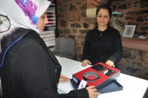 Bursa Beylik Han "Kadınlar &Ccedil;arşısı" oldu