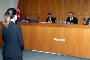 Bursa'da zabıt katibi adayları m&uuml;lakatta