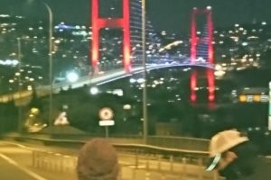 15 Temmuz Şehitler K&ouml;pr&uuml;s&uuml;'nde ş&uuml;pheli paket alarmı