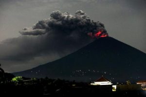 Agung Yanardağı'ndaki hareketlilik turizmi olumsuz etkiledi