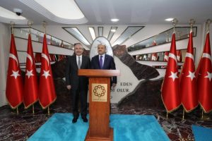 Işık: Salladığı evrakları bir an &ouml;nce paylaşsın