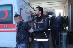 Uyuşturucu satıcılarına operasyon: 9 g&ouml;zaltı