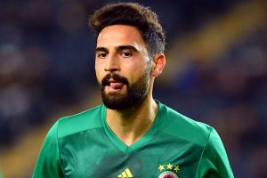 Fenerbah&ccedil;e'de Mehmet Ekici şoku