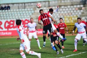Orhangazi Belediyespor turu zora soktu