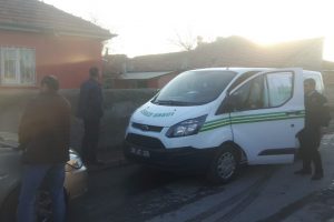 Bunalıma girdi, iple kendini astı