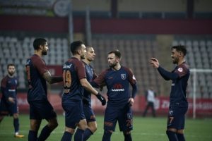 Başakşehir avantajı kaptı