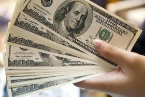Dolarda akşam saatlerinde d&uuml;şt&uuml;