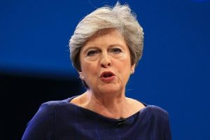 May'dan Trump'a eleştiri
