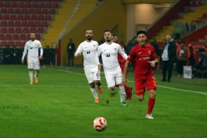 Kayserispor, Ey&uuml;pspor'u mağlup etti