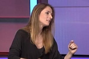Hırsızlıkta yakalanan &uuml;nl&uuml; balerinden şaşırtan ifade!