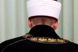 M&uuml;ft&uuml;lere nikah kıyma yetkisi Resmi Gazete'de!