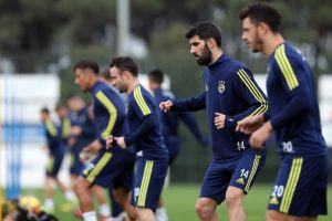 Fenerbah&ccedil;e, Kasımpaşa ma&ccedil;ı hazırlıklarını tamamladı