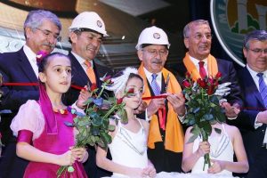 Kılı&ccedil;daroğlu temel atma ve a&ccedil;ılış t&ouml;renine katıldı