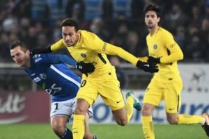 PSG namağlup unvanını yitirdi