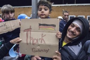 &Uuml;lkelerine d&ouml;ns&uuml;nler diye binlerce euro verilecek!