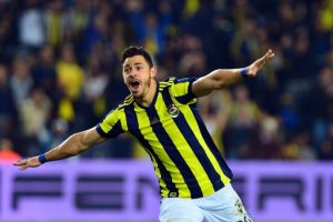 Giuliano Fenerbah&ccedil;e'yi sırtlıyor