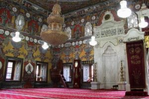 'Mevlana'nın Balkanlara en b&uuml;y&uuml;k etkisi İslam'ın yayılmasındadır'