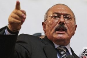 Yemen'de devrik lider Salih &ouml;ld&uuml;r&uuml;ld&uuml;!