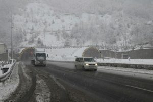 Bolu'da kar yağışı başladı