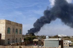 Koalisyon g&uuml;&ccedil;leri Yemen Cumhurbaşkanlığı Sarayı'nı vurdu