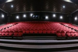 ABD'li sinema devi 3.6 milyar dolara satılıyor