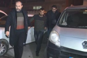 200 kamera g&ouml;r&uuml;nt&uuml;s&uuml; izlendi, kovalamaca sonucu yakalandı