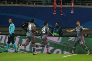 Beşiktaş Avrupa'da rekorla turladı
