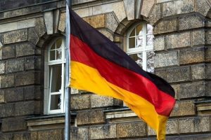 Almanya'ya geçen ay 16 binin üzerinde iltica talebinde bulunuldu