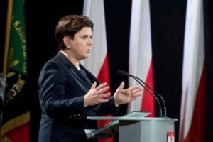 Polonya Başbakanı istifa etti!