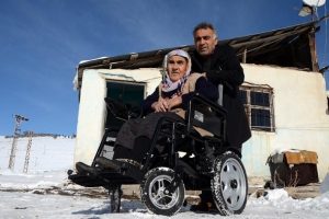 72 yaşındaki engelli kadının hayali ger&ccedil;ek oldu