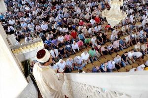 Cuma hutbesinde Kud&uuml;s mesajları