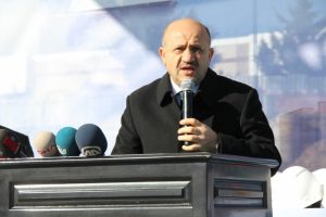 Işık: Kud&uuml;s konusunda kimse haddi aşmasın