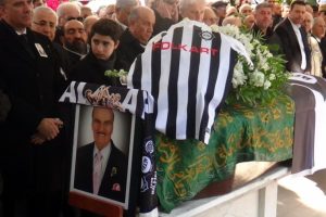 Erdoğan T&ouml;zge son yolculuğuna uğurlandı