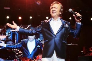 Erol Evgin, T&uuml;rkiye'yi dolaşıyor