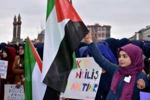 Sivas'ta 'Kud&uuml;s' y&uuml;r&uuml;y&uuml;ş&uuml;