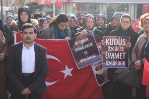 Bursa Yenişehir'de Kud&uuml;s mitingi