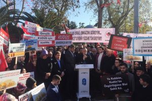İstanbul Ey&uuml;psultan'da 'Kud&uuml;s' protestosu