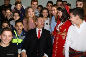 Cumhurbaşkanı Erdoğan'dan Celal Bayar Lisesi'ne ziyaret